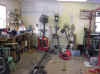 AVR ENGINE HOUSE AT WORK.jpg (59961 bytes)